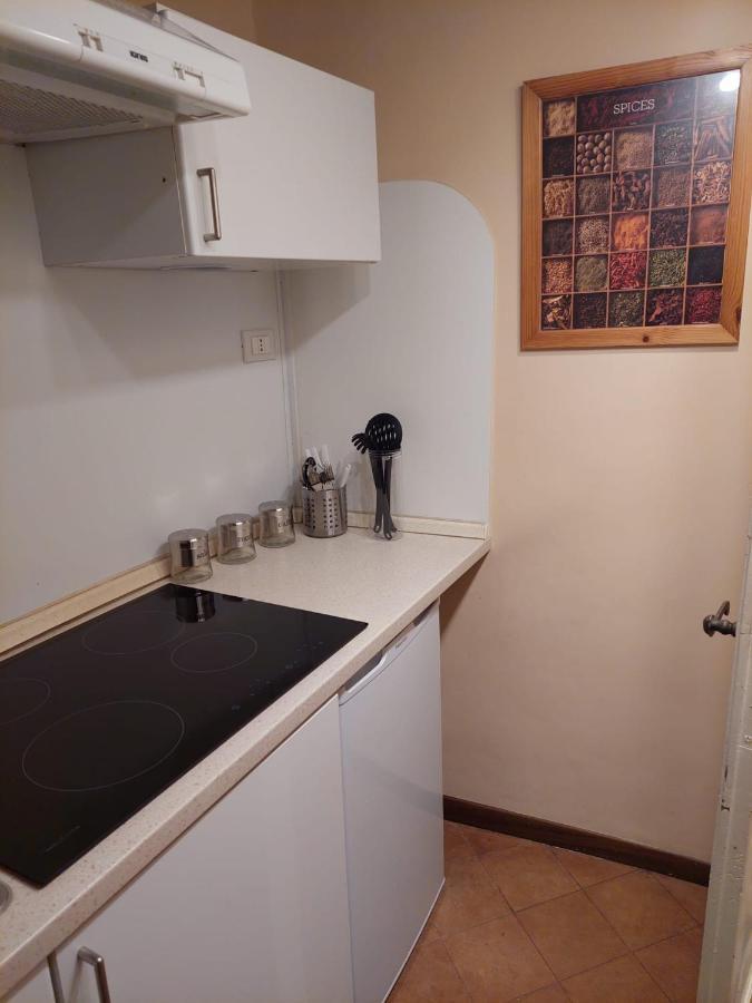 Casa Vacanze Campo De' Fiori Рим Екстериор снимка