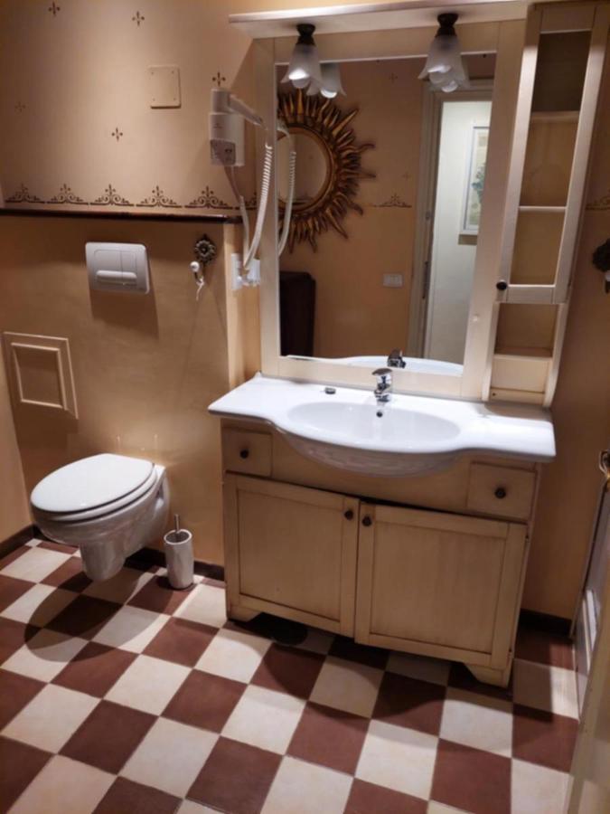 Casa Vacanze Campo De' Fiori Рим Екстериор снимка
